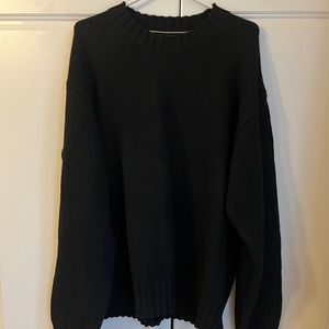 Black Banana Republic oversized knit sweater! Brand new with tags. Paid $110 USD